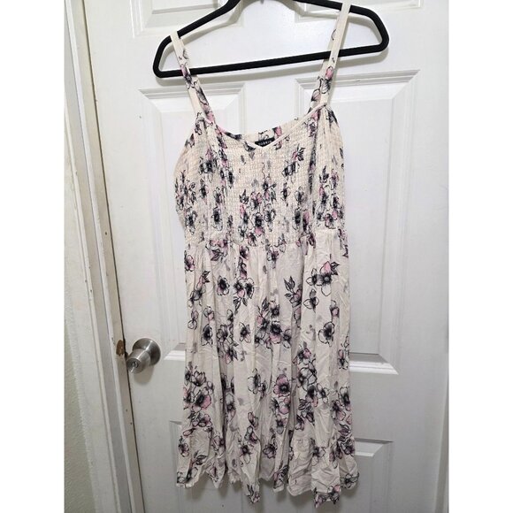 Torrid Floral Print Ivory Pink & Black Spaghetti Strap Sundress Smocked Bodice & - Picture 2 of 10